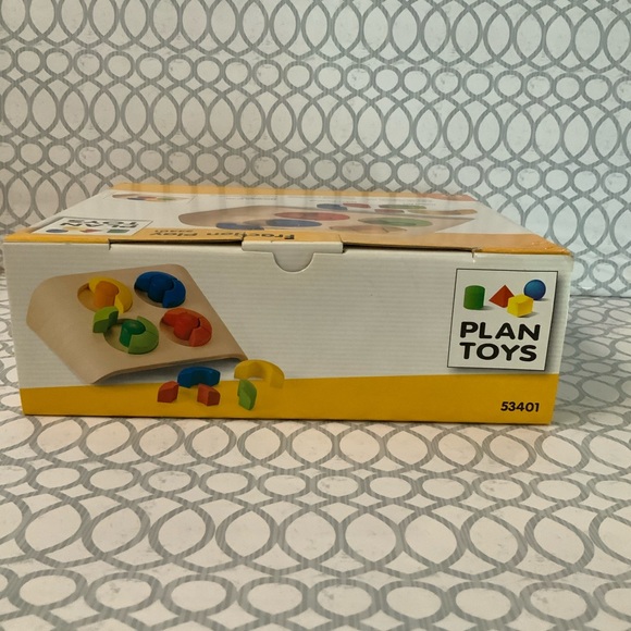 Plan Toys - NWT- Fraction Play set 53401 - Picture 5 of 5